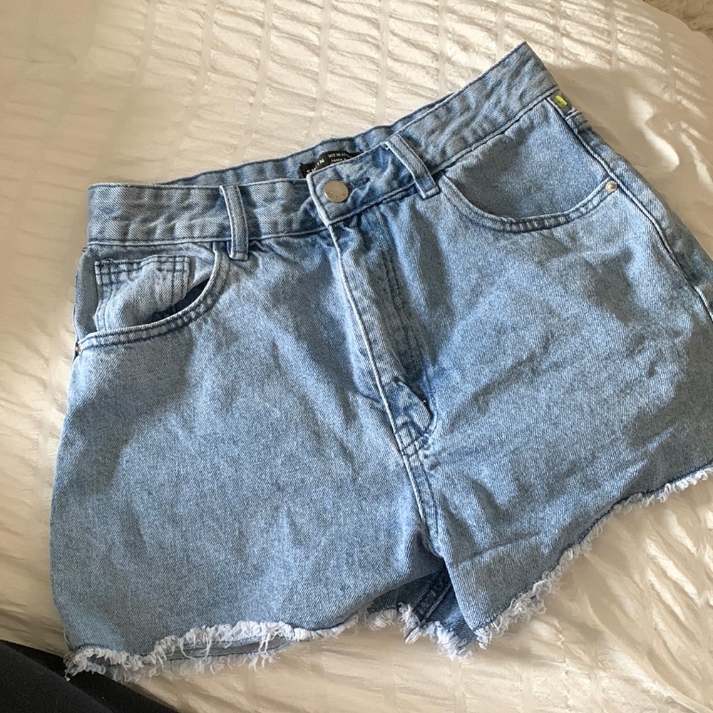 Shien frayed high waited jean shorts